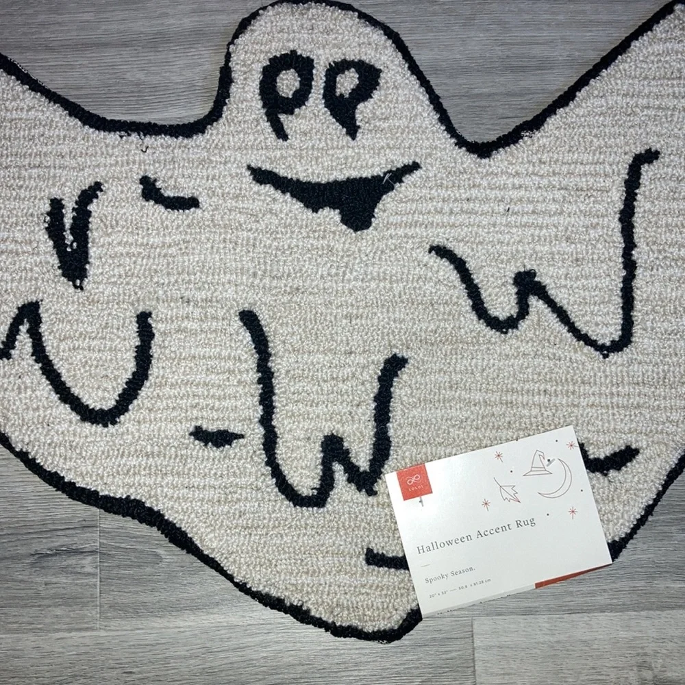 Ghost accent rug viral tiktok
